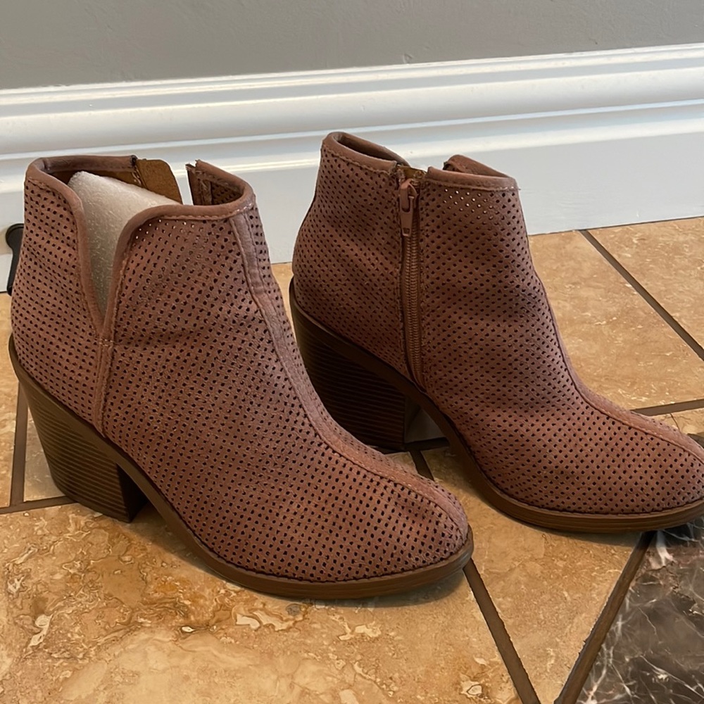 Blush Boots
